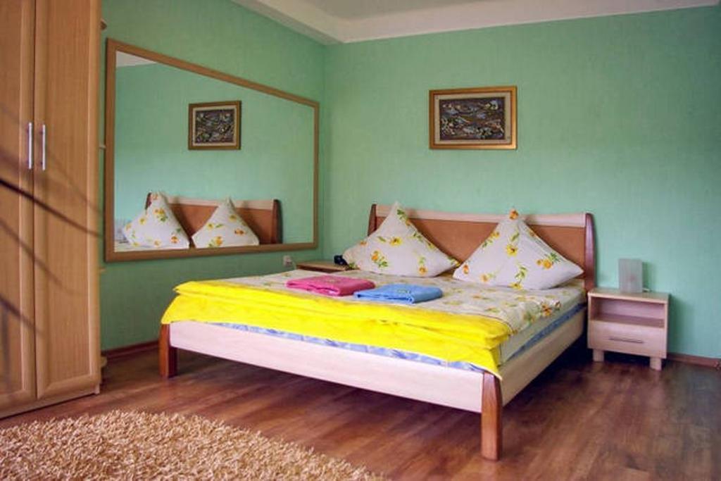 Apartment On Sobornyi Avenue Zaporizhia Екстериор снимка